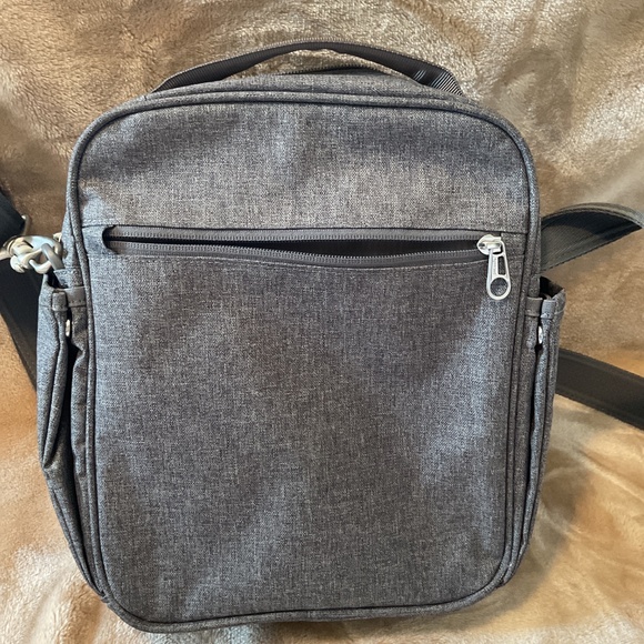 Pacsafe - Picture 5 of 6